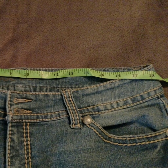 Jeans shorts - Picture 4 of 6